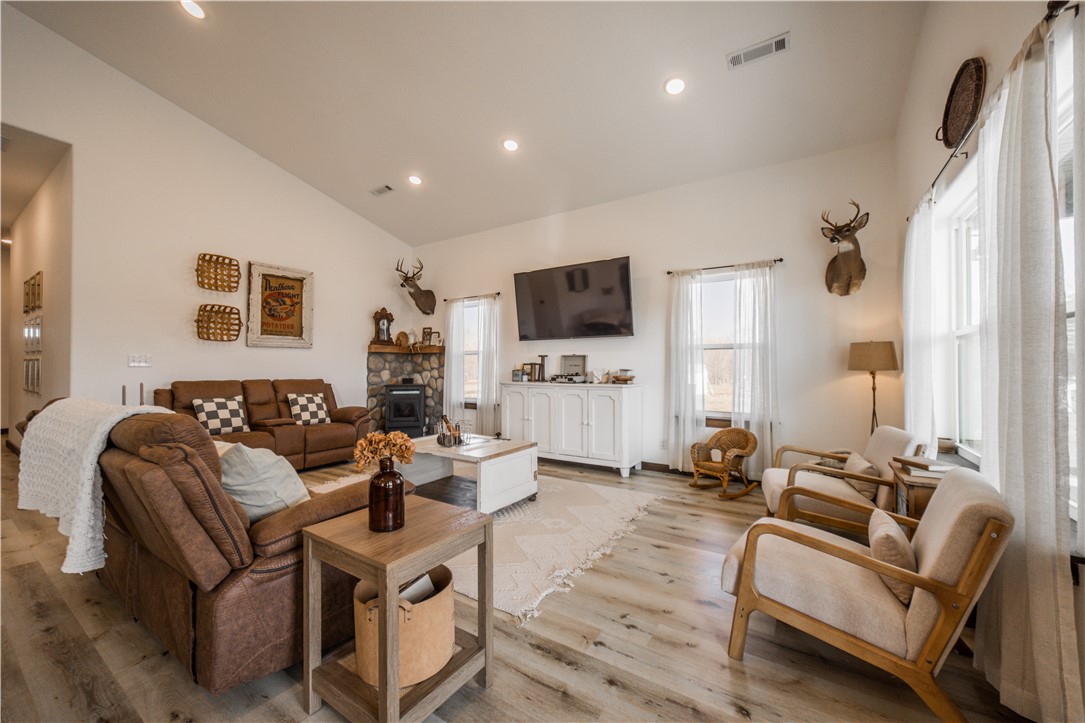 01-20-32-GRAVETTE - Residential