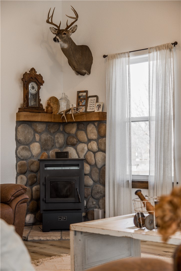 01-20-32-GRAVETTE - Residential