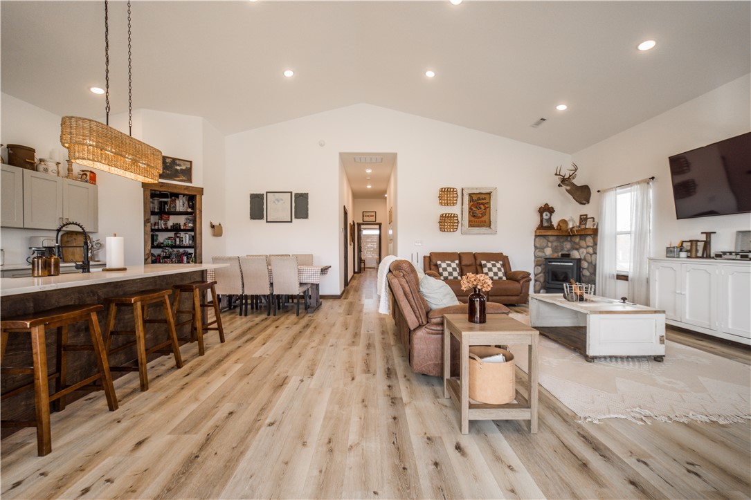 01-20-32-GRAVETTE - Residential