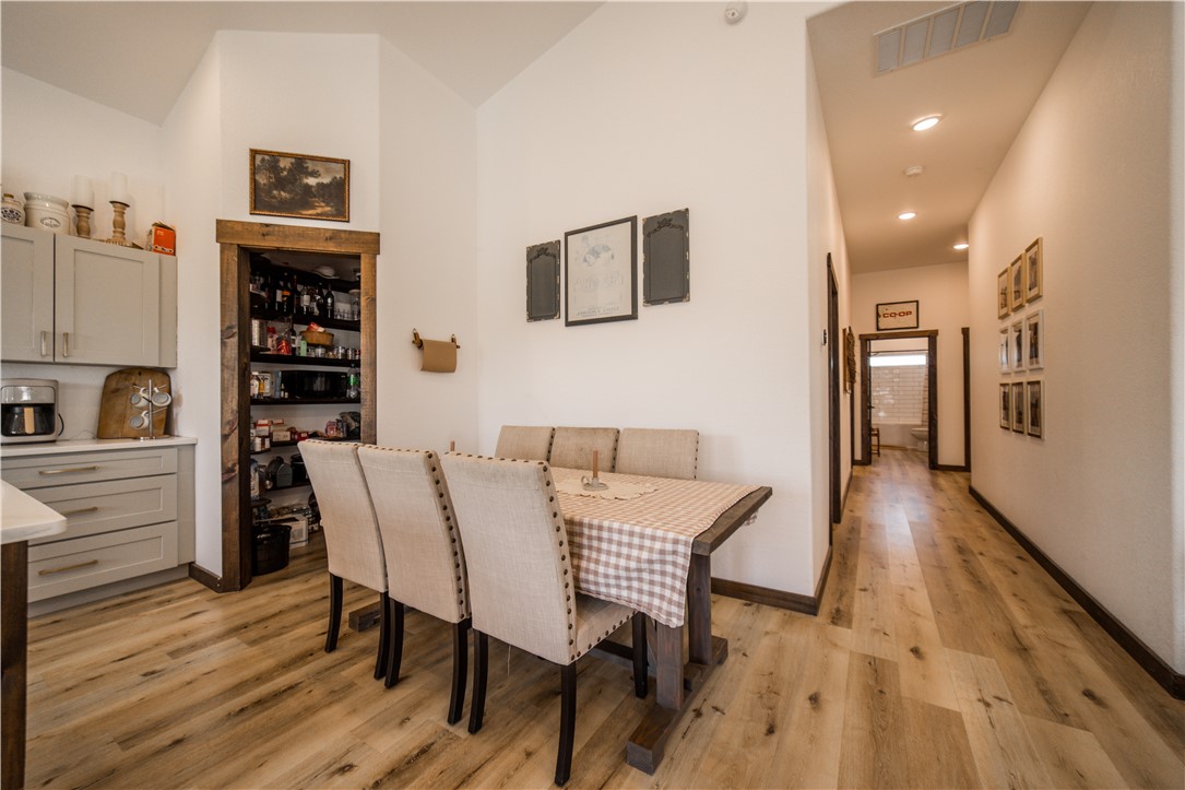 01-20-32-GRAVETTE - Residential