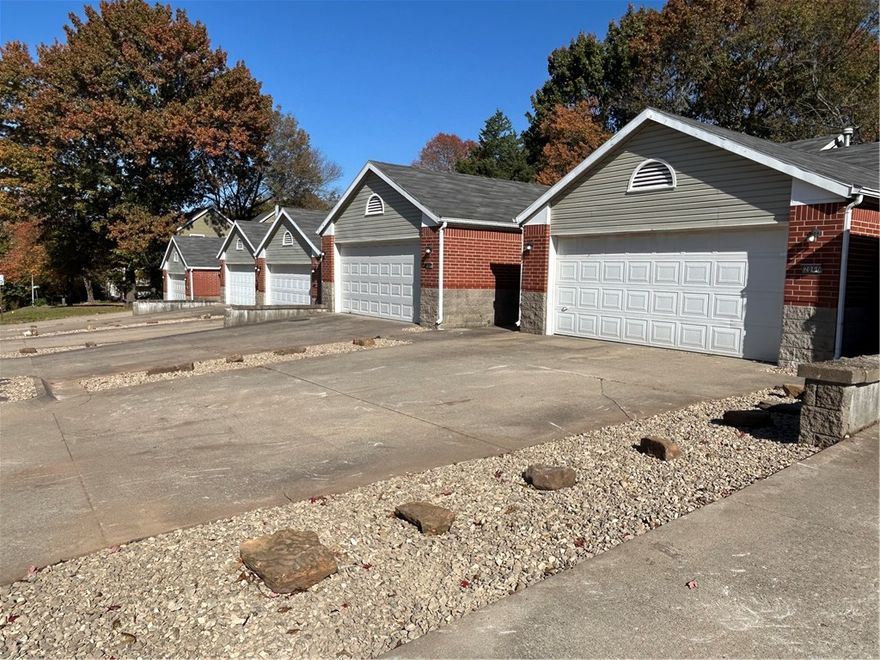 Lovely East Fayetteville condo within walking distance to Gulley Park, trails, restaurants and just a few miles from Lake Fayetteville, the University of Arkansas and the Entertainment District.  Inside, you will find a fully remodeled home, complete with fresh paint, new flooring, updated lighting and fresh fixtures throughout.  The kitchen has been modernized with quartz countertops, subway tile backsplash, and new stainless steel appliances. The first floor also features a large living and dining area, a downstairs master suite and an outside covered patio.  Upstairs you will find a second bath and another bedroom or office with balcony views of the neighborhood park, trails, tennis courts and pool.  The tennis courts and pool are soon to undergo a full renovation.   Enjoy carefree living while the Condo Association takes care of exterior maintenance, landscaping, insurance, neighborhood dues, and more.
