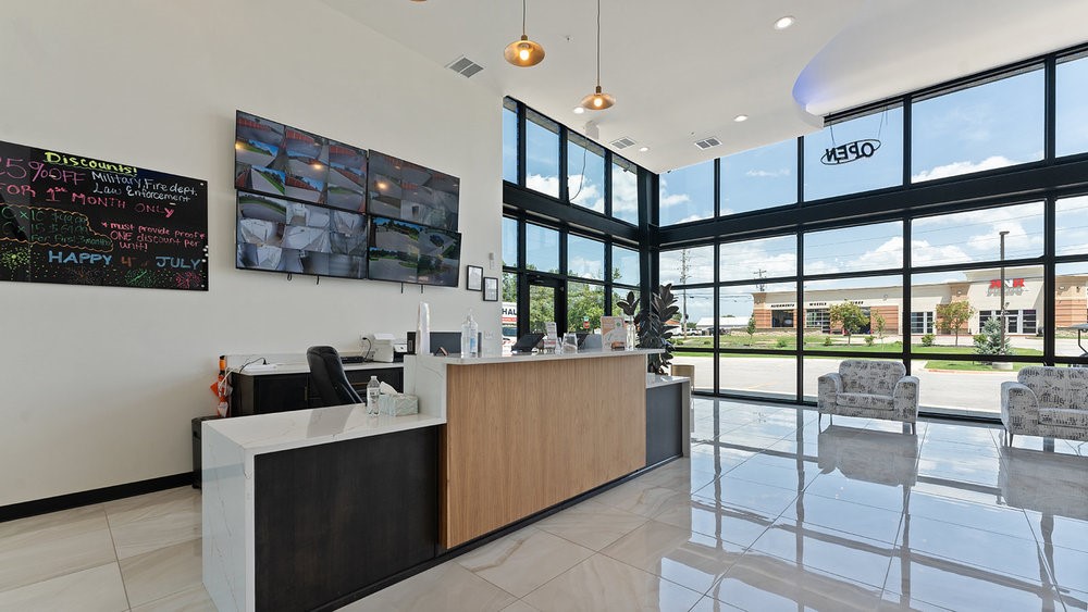 Springdale Outlots - Commercial Lease
