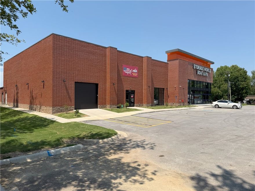 7,835 SF Retail/Warehouse Flex Space at 772 S 48th St, Springdale. Prime corner location with excellent visibility and access to I-49 & Hwy 412. Flexible layout with showroom/retail frontage and open clear-span warehouse, 18–20 ft ceilings, polished concrete floors, bright LED lighting, insulated ceiling, and HVAC in key areas. Large drive-in overhead doors, multiple ADA restrooms, utility sink, and office/flex areas. Ample parking, including ADA spaces. Zoned for light industrial/commercial uses—ideal for retail, distribution, light manufacturing, automotive, or service businesses. Immediate availability; negotiable lease terms.