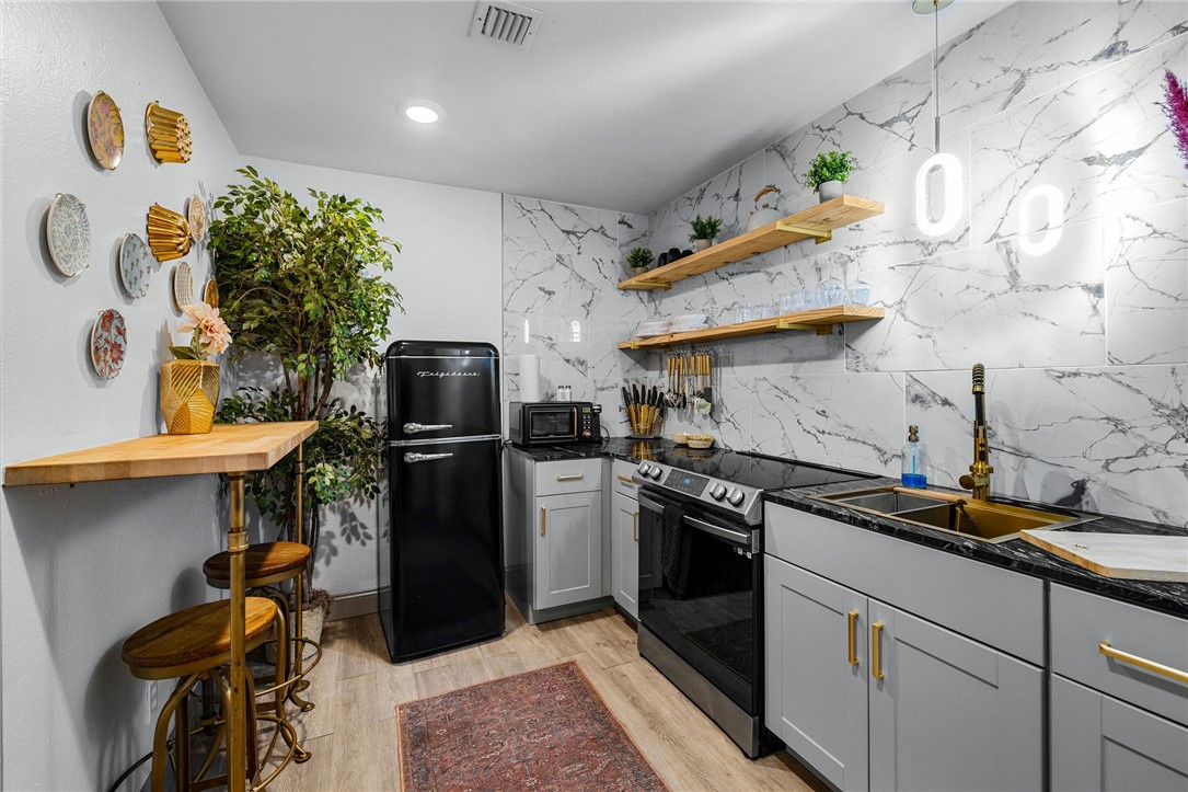 24-20-26 - Residential Income