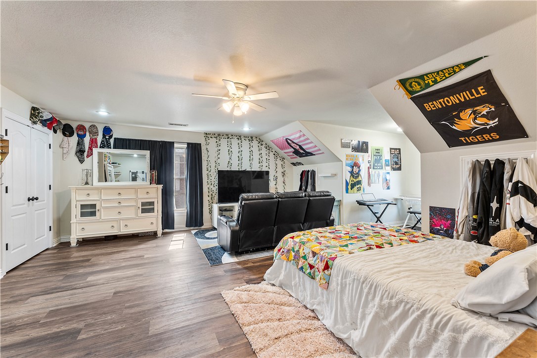 Hearthstone Sub Ph I Rogers - Residential