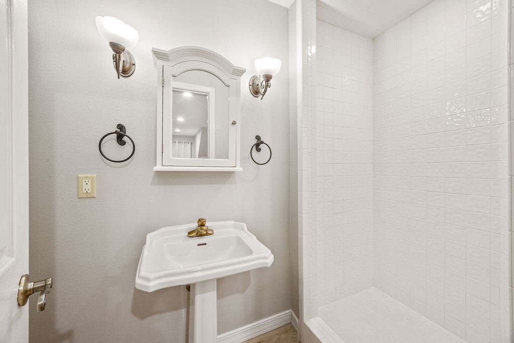 Red Oaks Country Estates Ph Ii - Residential