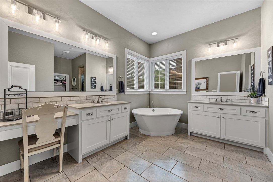 Creekstone Sub Ph I Bentonville - Residential