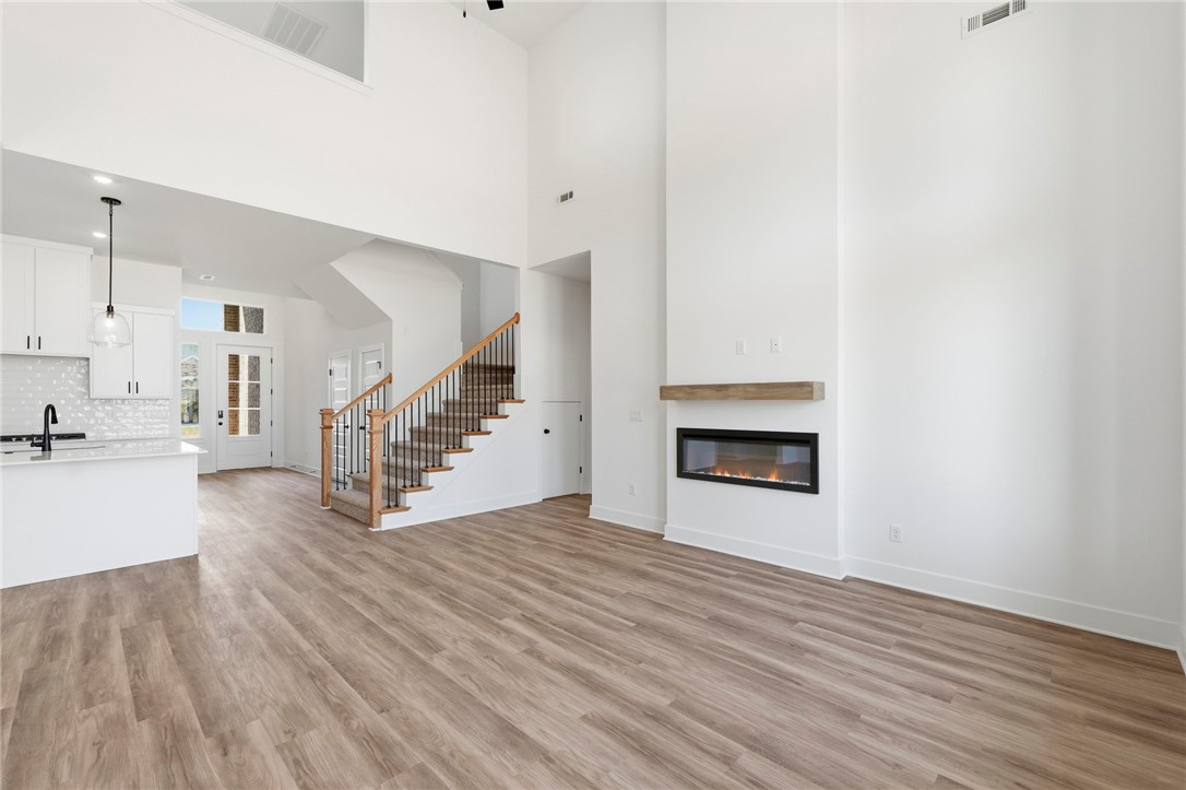 Noah's Landing - Residential