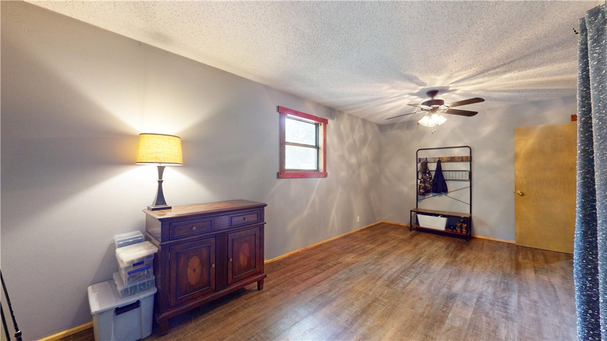 Touch Me Not Spg Estate Unit 2 Gravette - Residential
