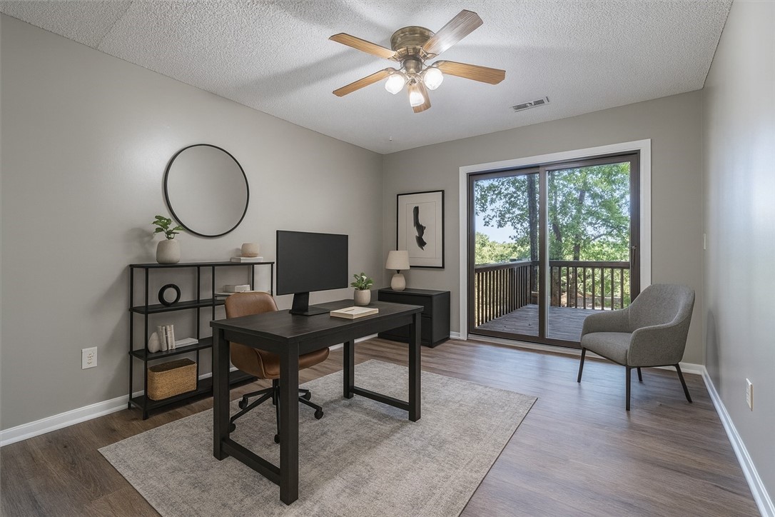 Townhouse Tct 2 A/K/A Drake Court Bvv - Residential