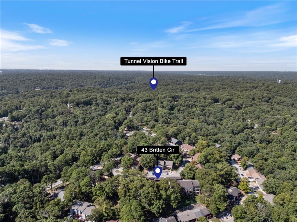 Townhouse Tct 2 A/K/A Drake Court Bvv - Residential