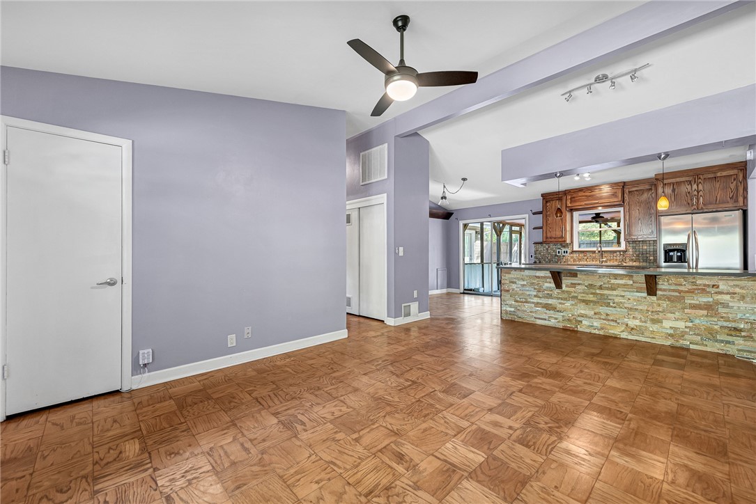 Maple Crest Add - Residential