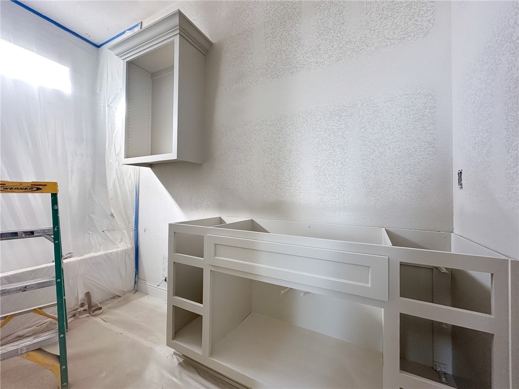 County Line Square - Residential