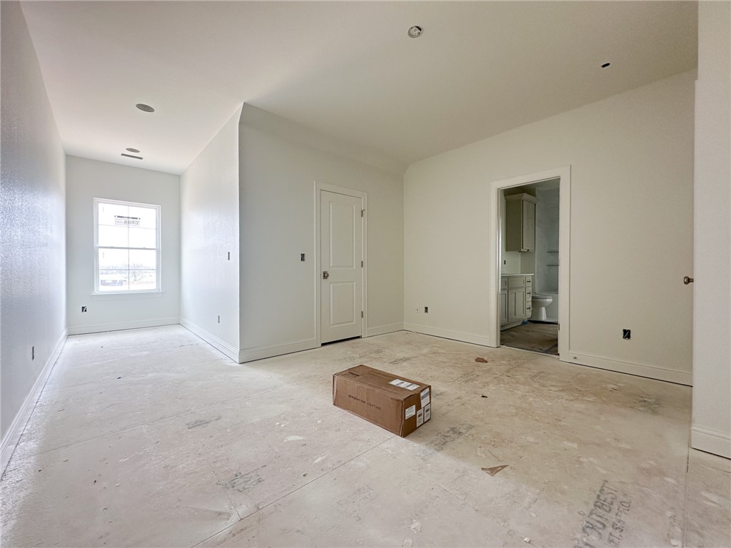 County Line Square - Residential