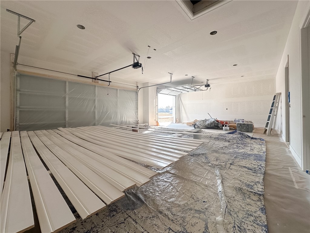 County Line Square - Residential