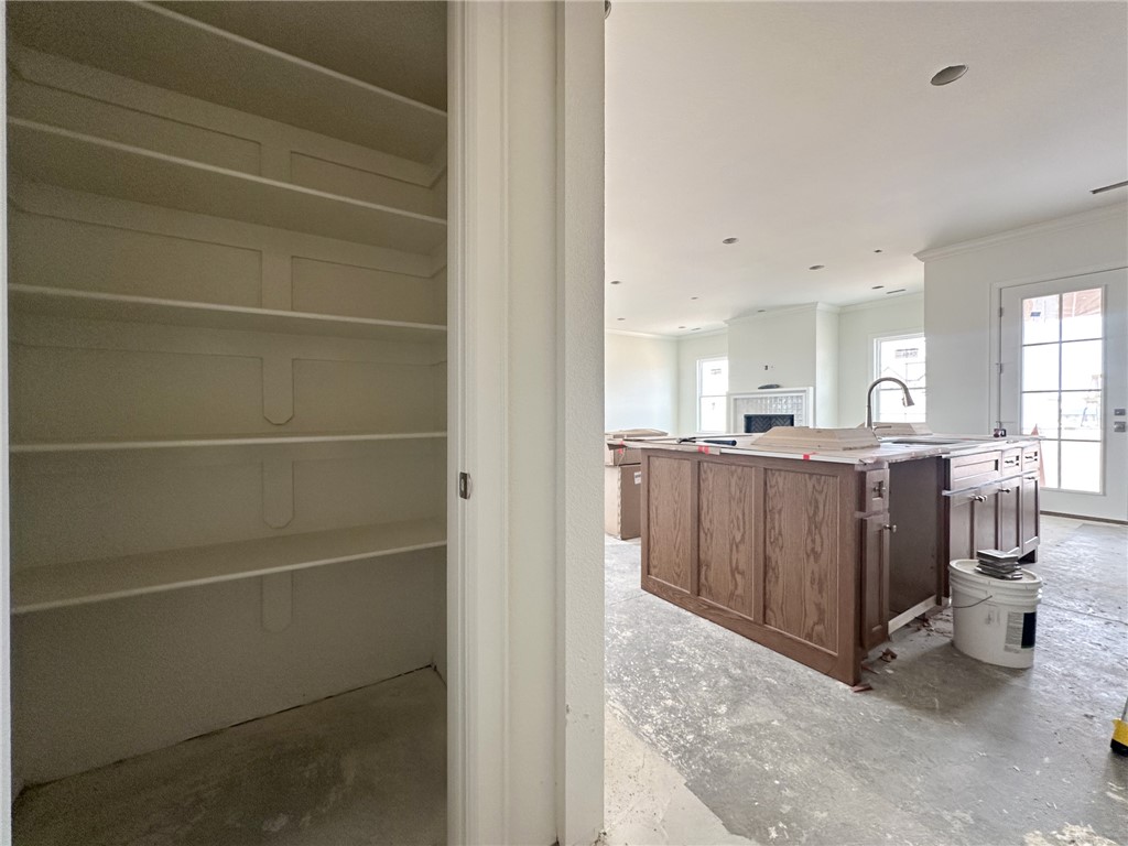 County Line Square - Residential