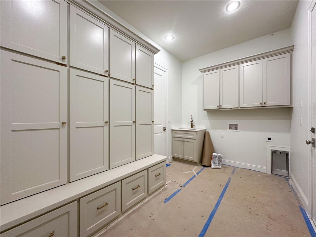 County Line Square - Residential