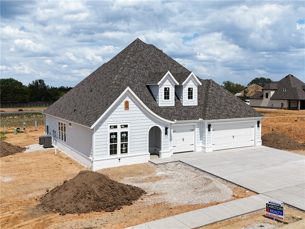 County Line Square - Residential