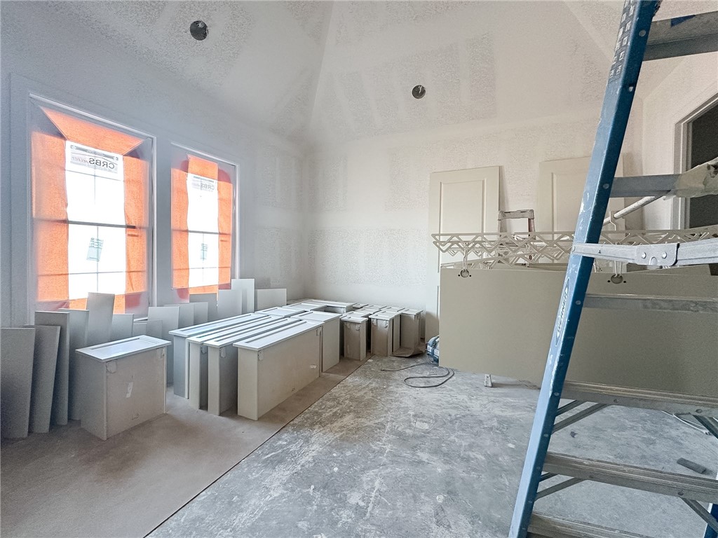 County Line Square - Residential