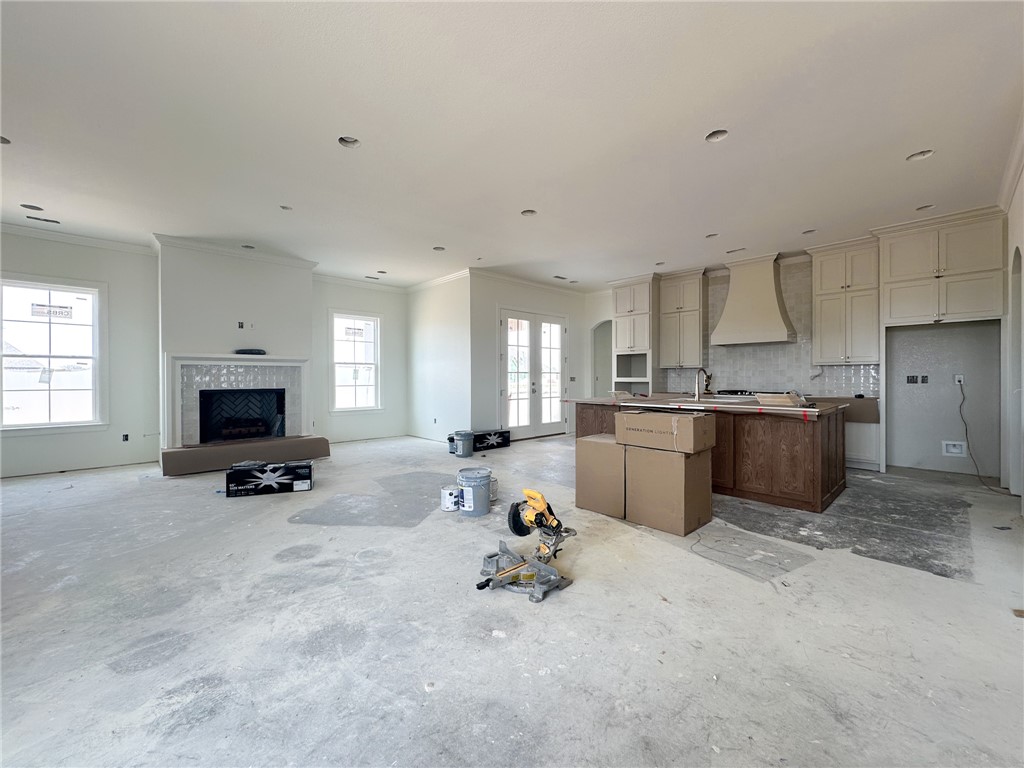 County Line Square - Residential