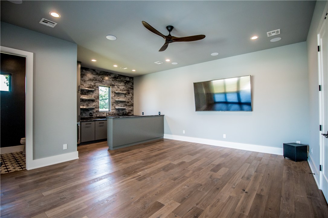 West End Acres - Residential