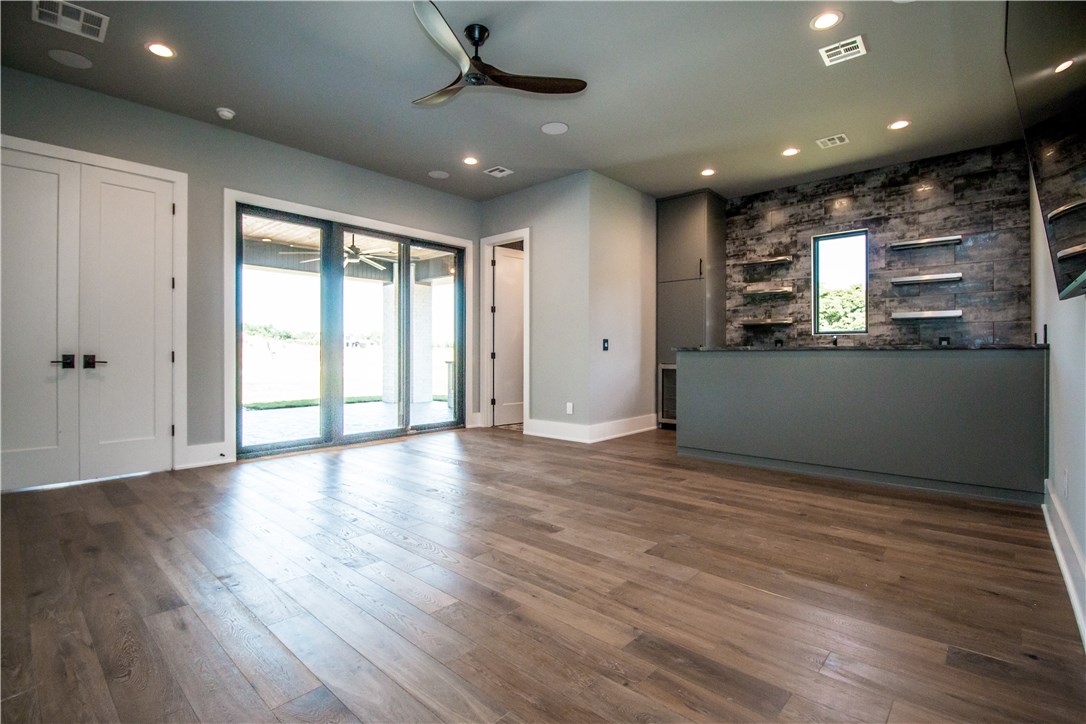 West End Acres - Residential