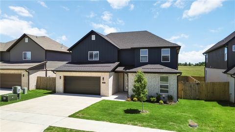 Photo of 1840 Momi Street, Centerton, AR 72719 (MLS # 1347384)
