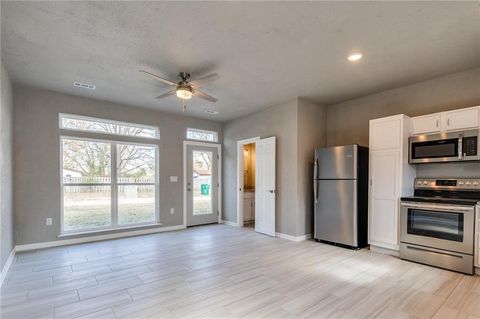 Photo of 402 Hemlock Street, Rogers, AR 72756 (MLS # 1338481)