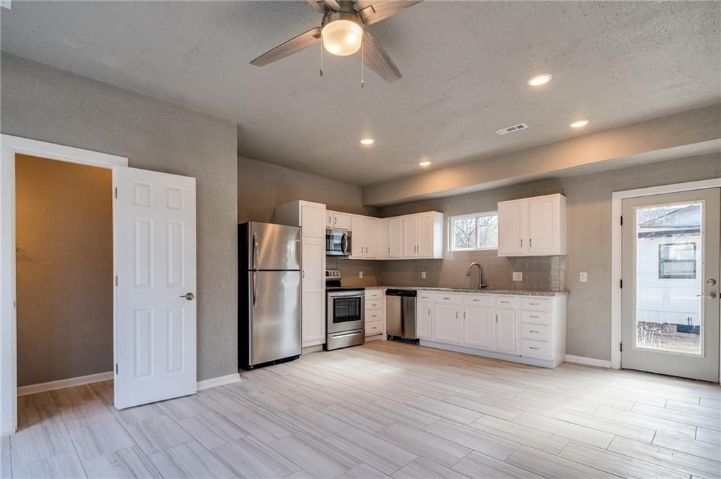 0 - Residential Lease