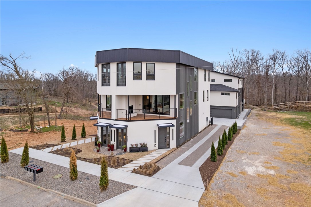 W A Burks Add Bentonville - Residential