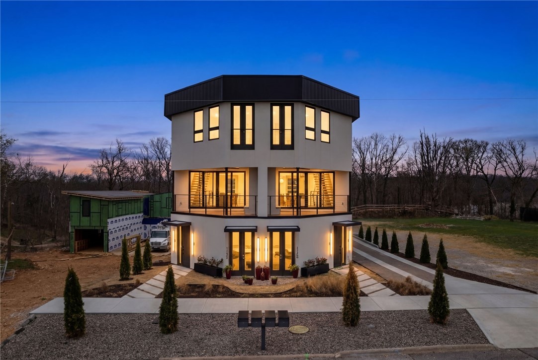 W A Burks Add Bentonville - Residential