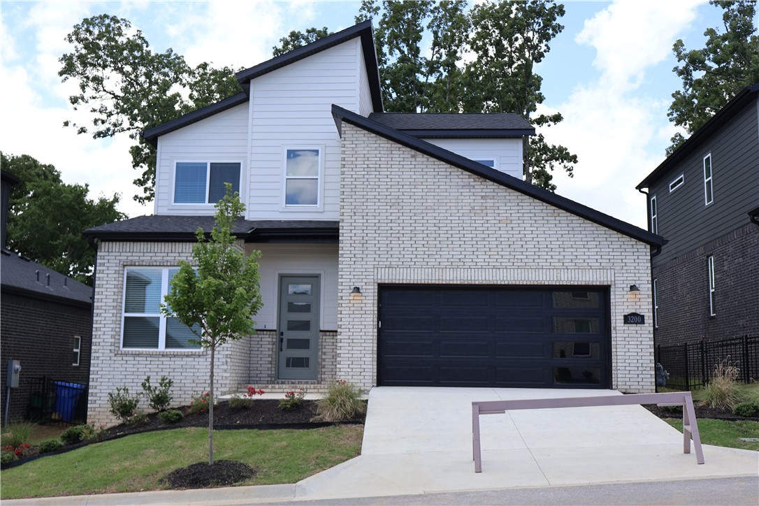 Photo 1 of 18 — 3200 N Sumac Drive, Fayetteville, AR 72703