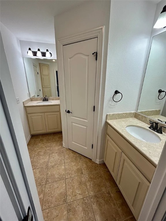 RUPPLE ROW S/D - Residential Lease