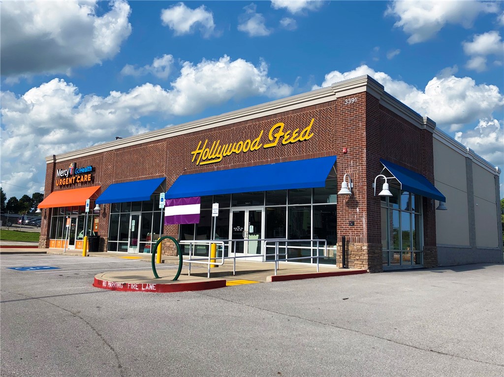 Fayetteville Outlots - Commercial Lease
