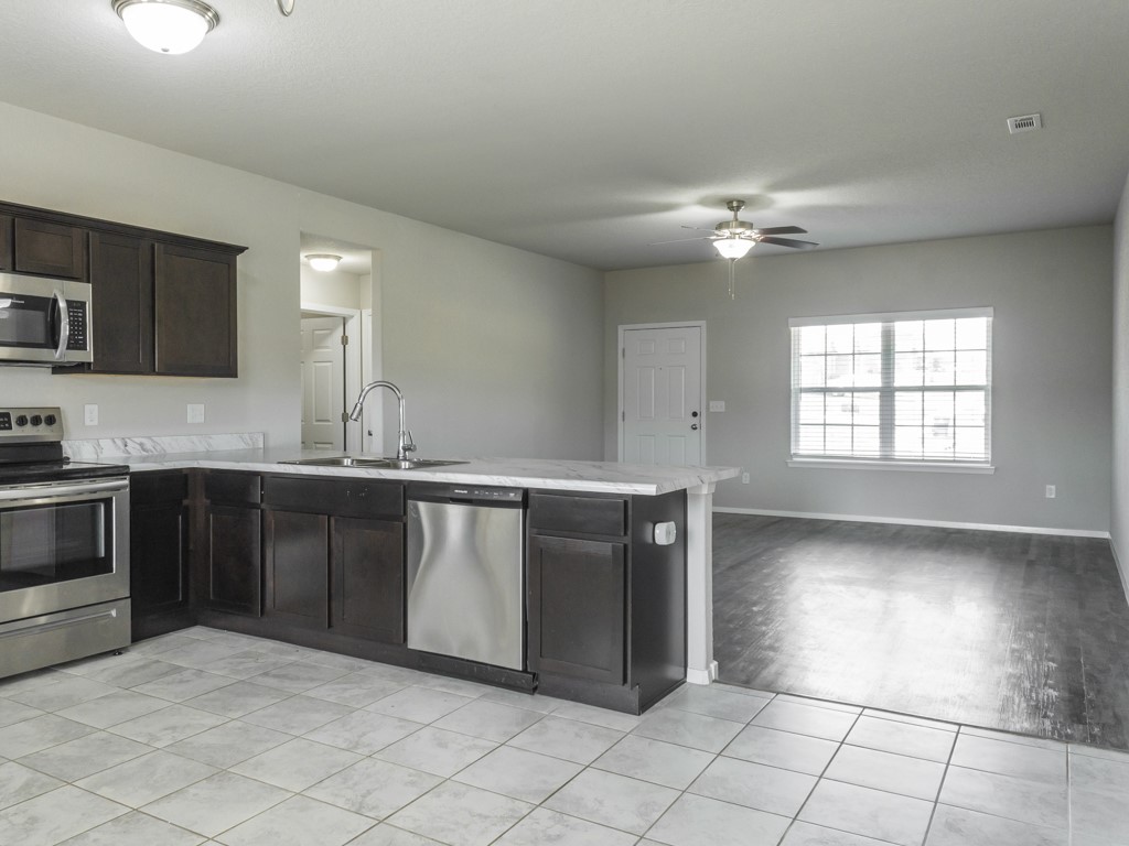 Providence Village Ph Ii Bentonville - Residential Lease