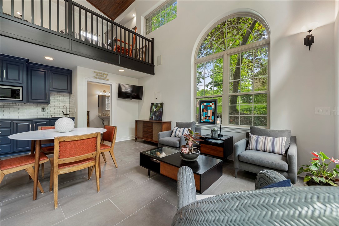 Heathrow Sub Bentonville - Residential