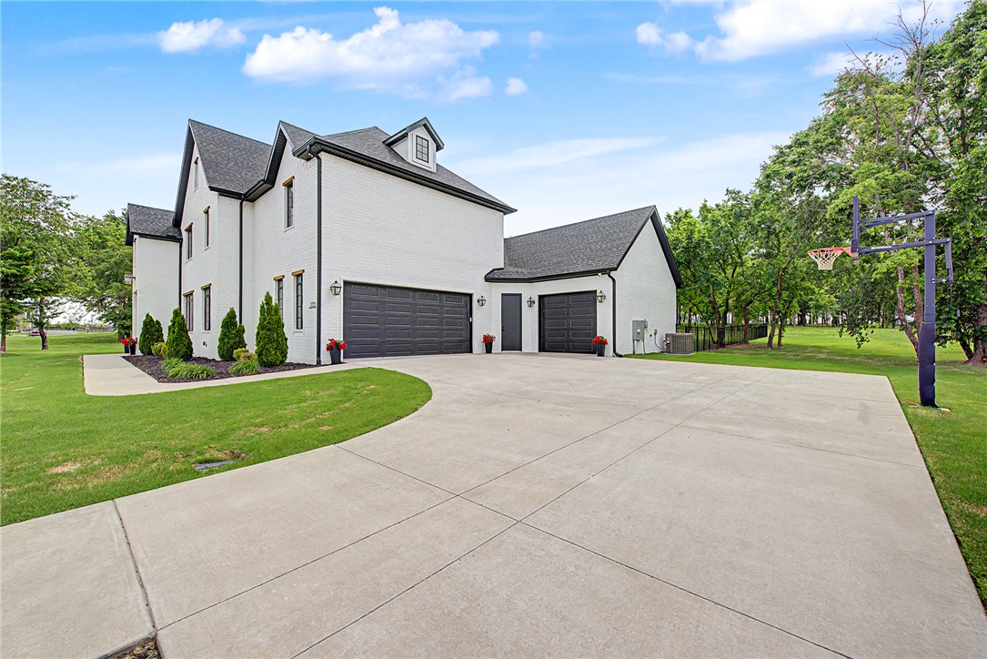 West End Acres Sub Centerton - Residential