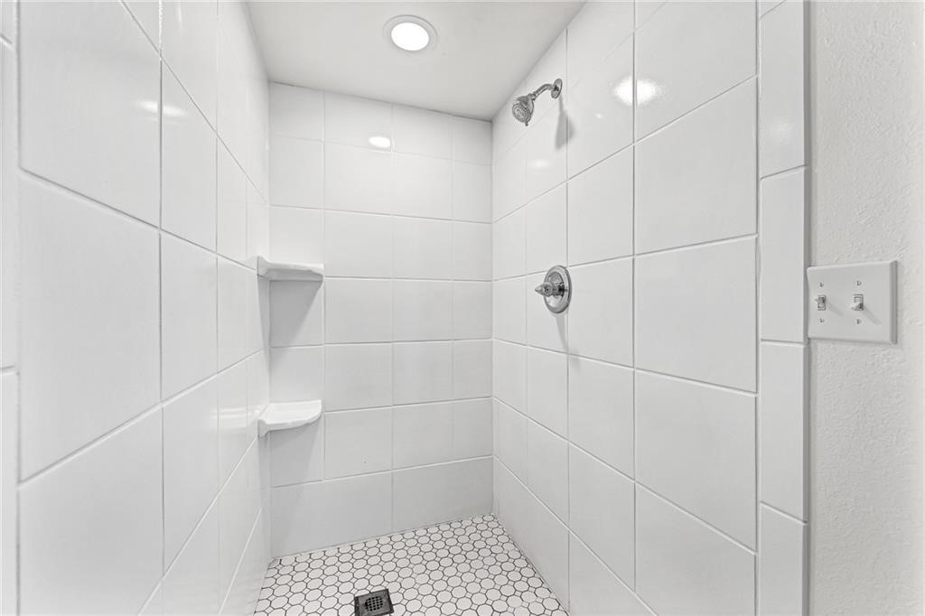 Dutchmans 5th Add Rurban - Residential Lease