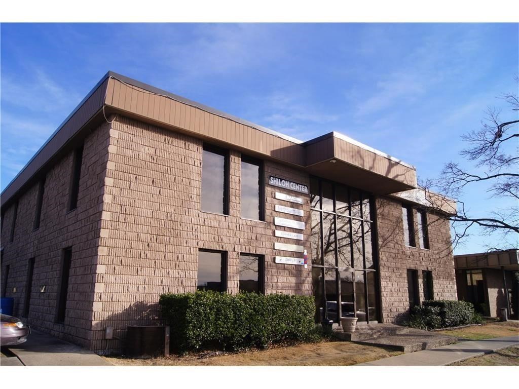 Holcombs First Rep - Commercial Lease