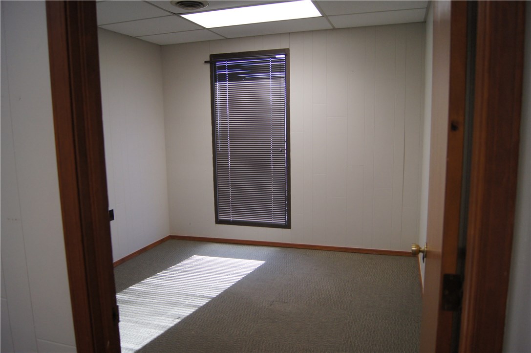 Holcombs First Rep - Commercial Lease