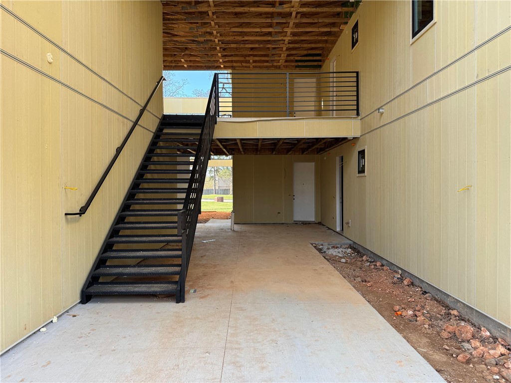 12-16-31 FAYETTEVILLE OUTLOTS - Residential
