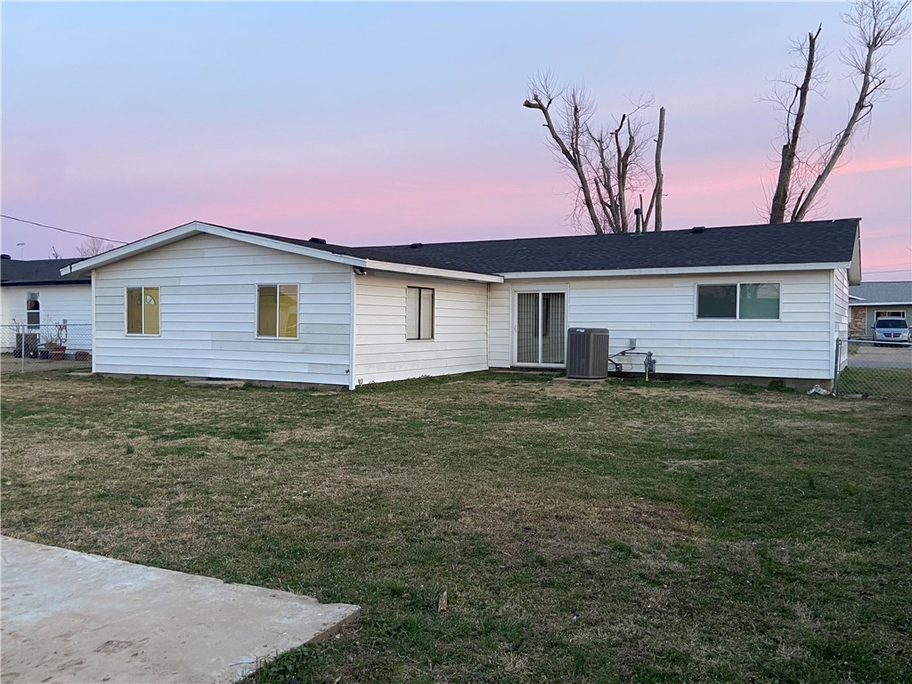 Bishop Manor Rogers - Residential