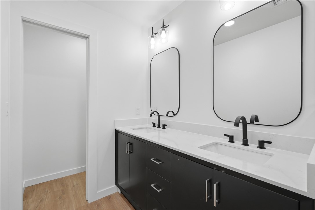 Pine Meadow Add Rogers - Residential