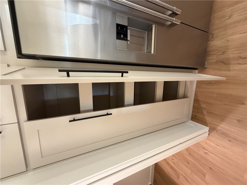 Pine Meadow Add Rogers - Residential