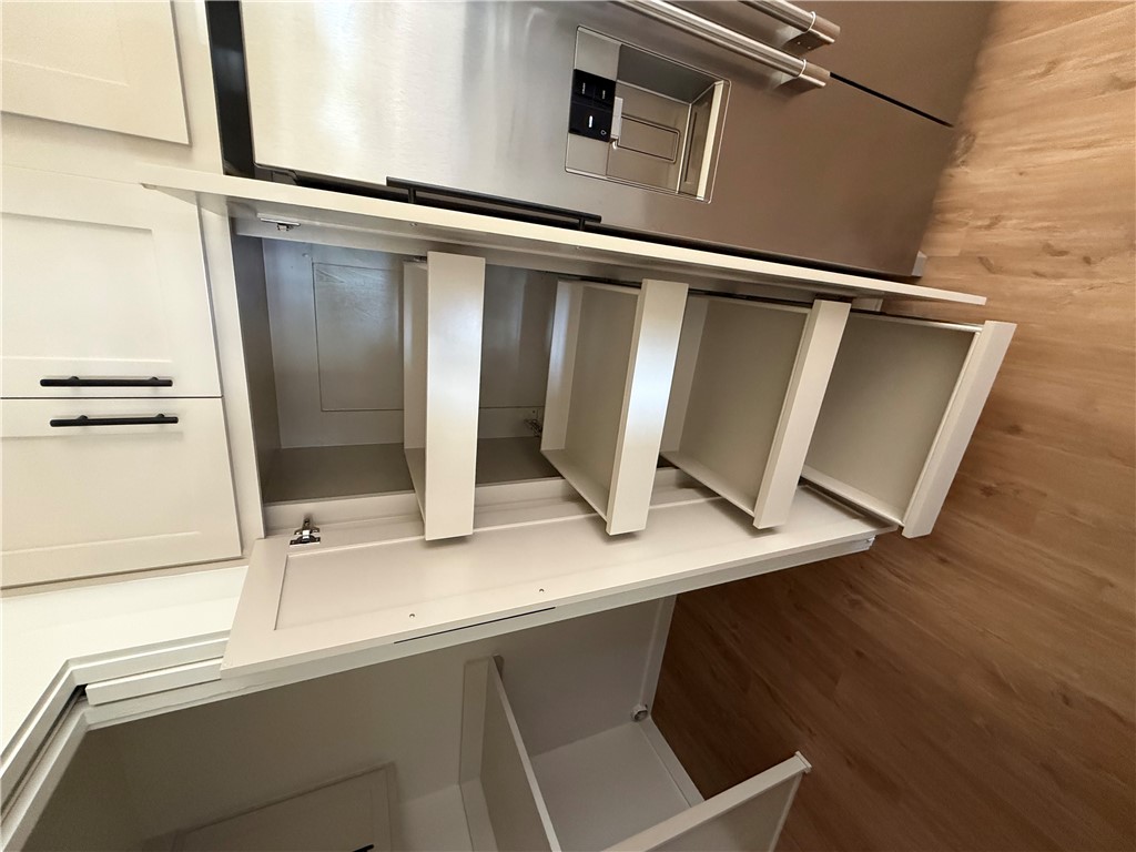 Pine Meadow Add Rogers - Residential