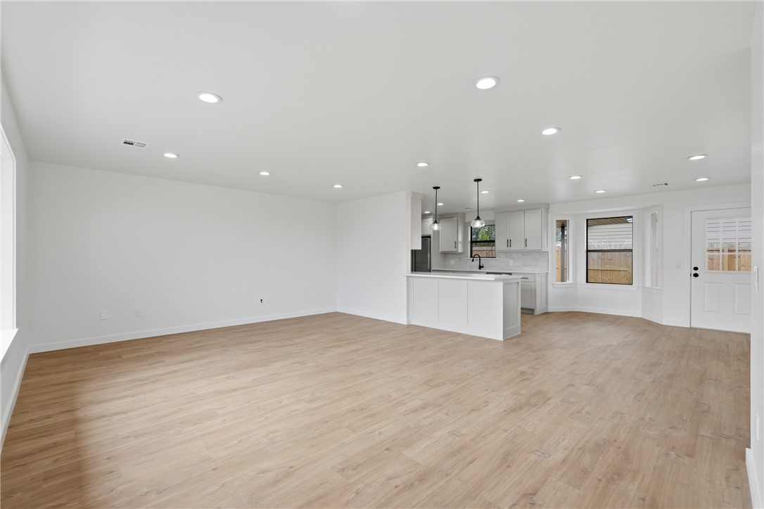 Pine Meadow Add Rogers - Residential