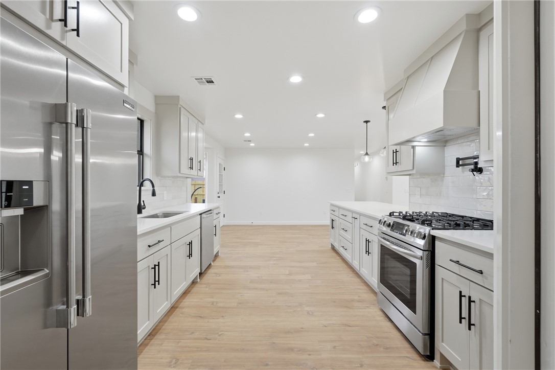 Pine Meadow Add Rogers - Residential