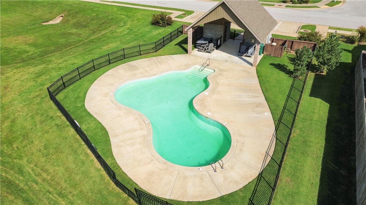 Woodhaven Manor Sub Rogers - Residential