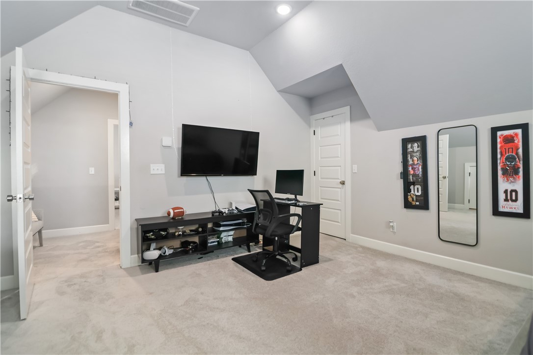 Woodhaven Manor Sub Rogers - Residential