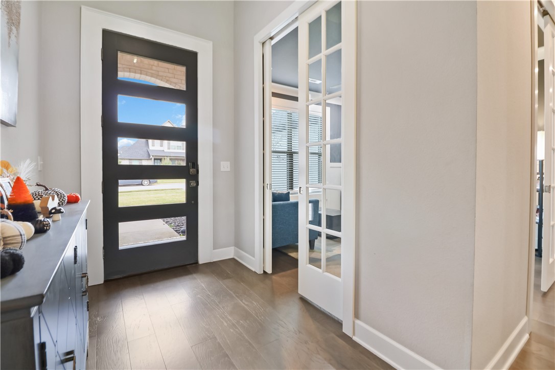 Woodhaven Manor Sub Rogers - Residential